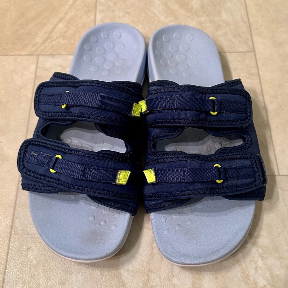 Vionic Sarah Womens Size 7 Blue Casual Slipper Flip Flop Slides Sport Sandals
